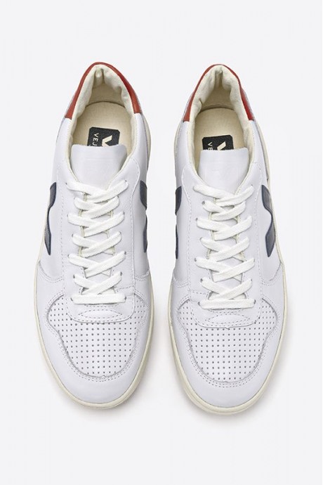 Basket V10 Leather Extra White Nautico Pekin Veja