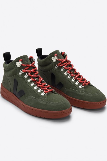 Roraima Suede Olive Black Rust Sole Veja