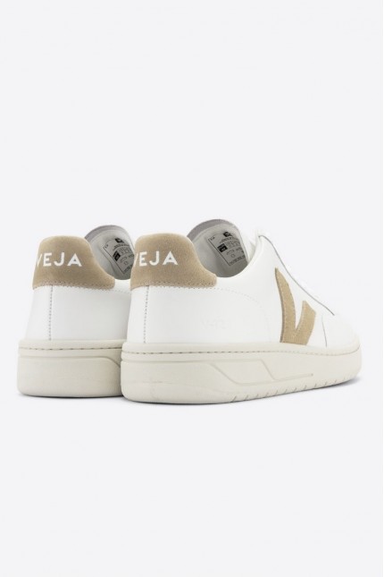 V12 Leather Extra White Dune Veja