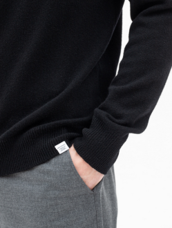 Pull Sigfred Lambswool Black Norse Projects