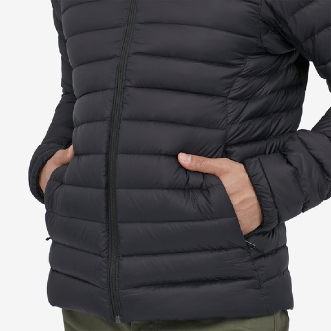 M's Down Sweater Hoody Black Patagonia