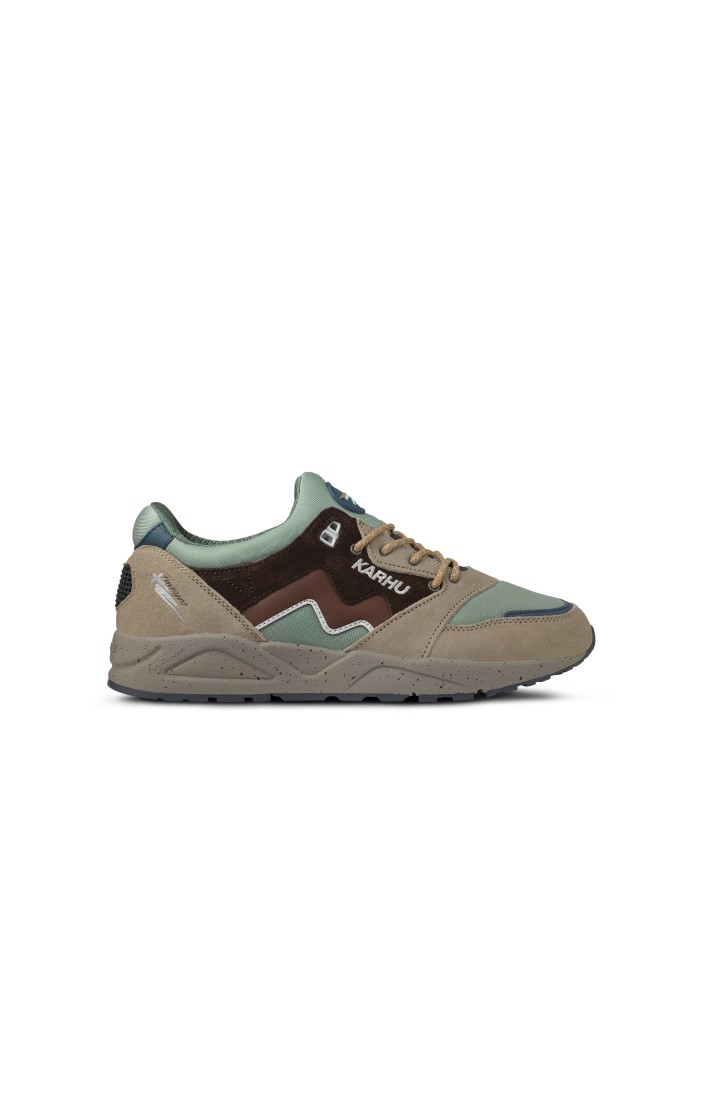 Aria 95 Slate Green / Cappuccino Karhu