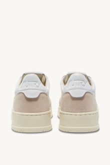 Basket Medalist Low Leather / Suede Blanc Autry