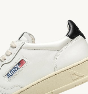 Basket Medalist Low Leather White / Black Autry