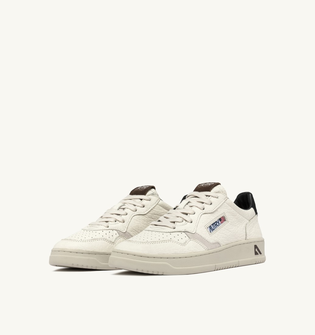 Medalist Low Leather Elephant / Suede Black / Pinecone Autry