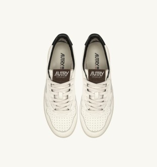 Medalist Low Leather Elephant / Suede Black / Pinecone Autry