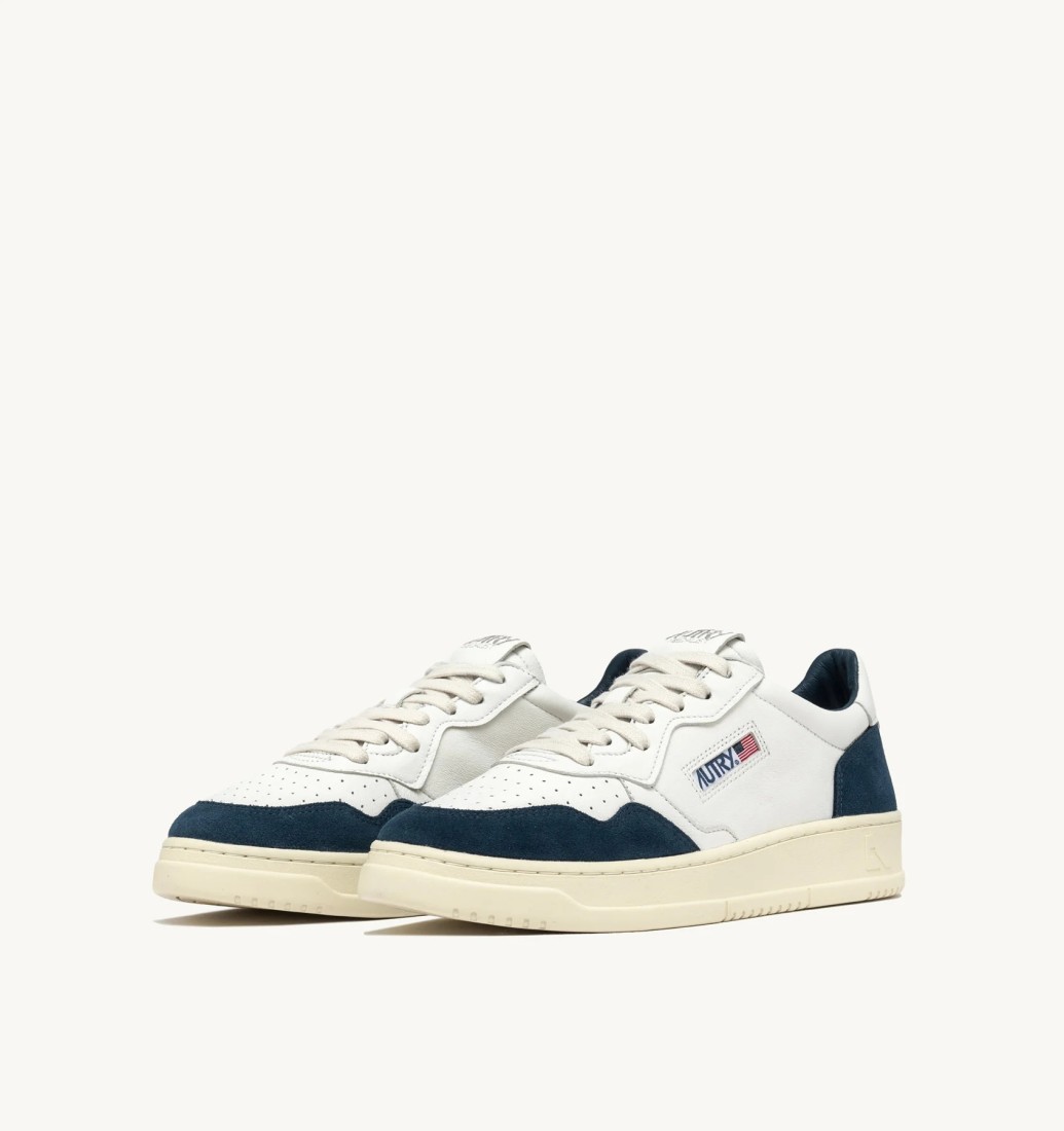 Basket Medalist Low Leather Goat / Suede Blanc / Capri Autry