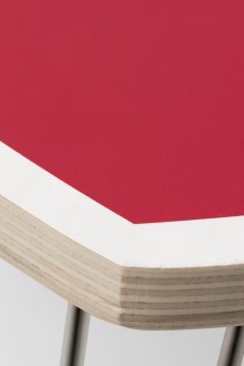 Heart Folding Table Scarlet / White Carhartt WIP