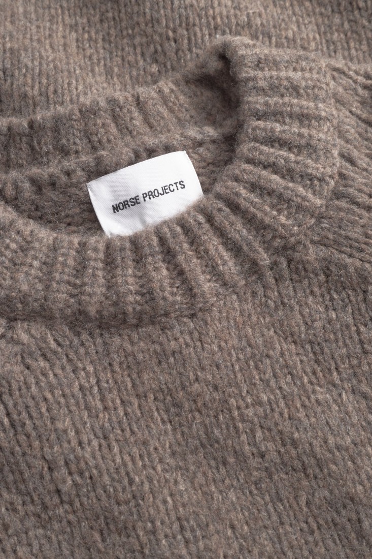 Birger Wool Raglan Walnut Norse Projects
