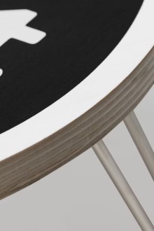 Heart Folding Table Black / White Carhartt WIP