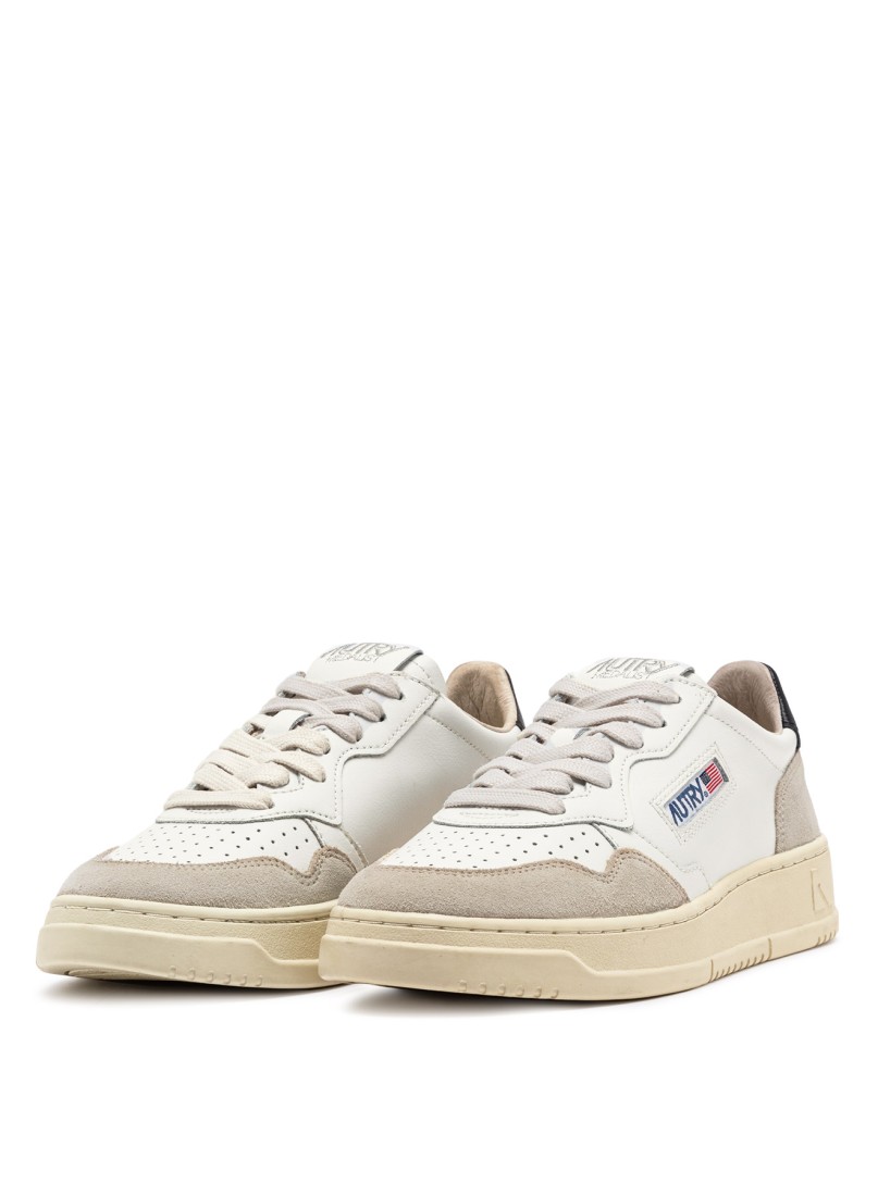 Basket Medalist Low Leather / Suede White / Black Autry