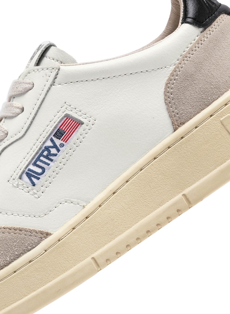 Basket Medalist Low Leather / Suede White / Black Autry