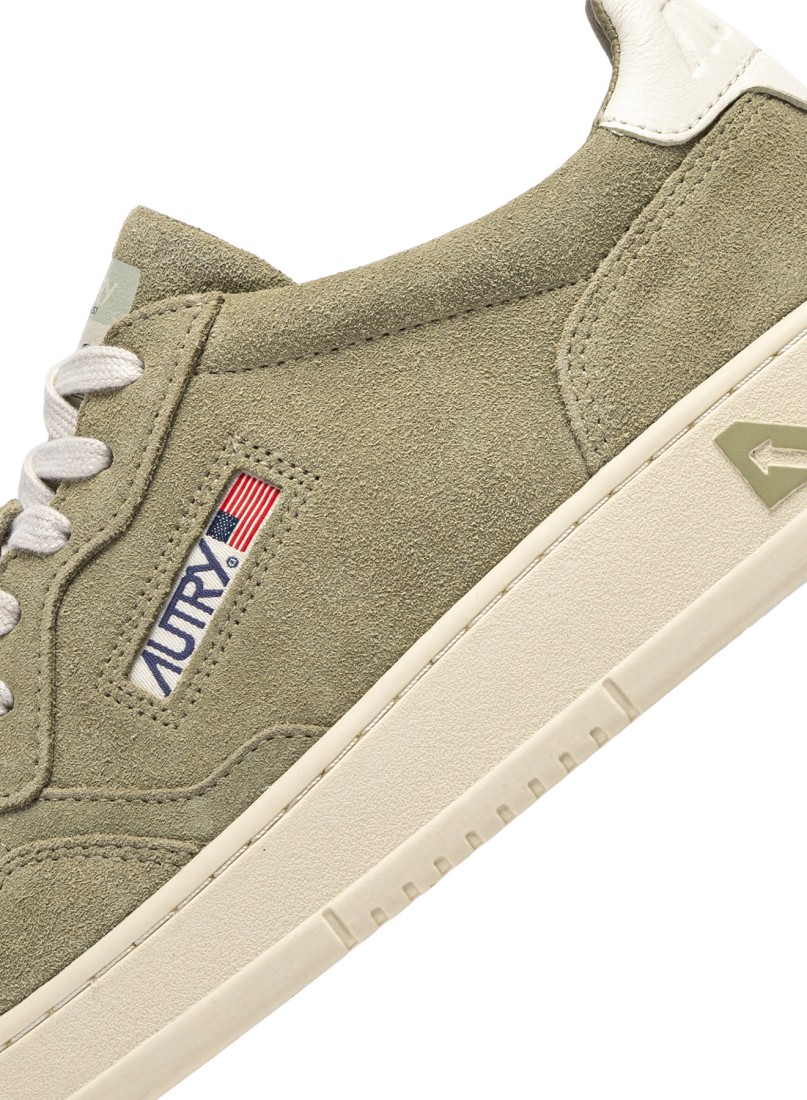 Basket Medalist Low Finish / Suede Gray Green / White Autry