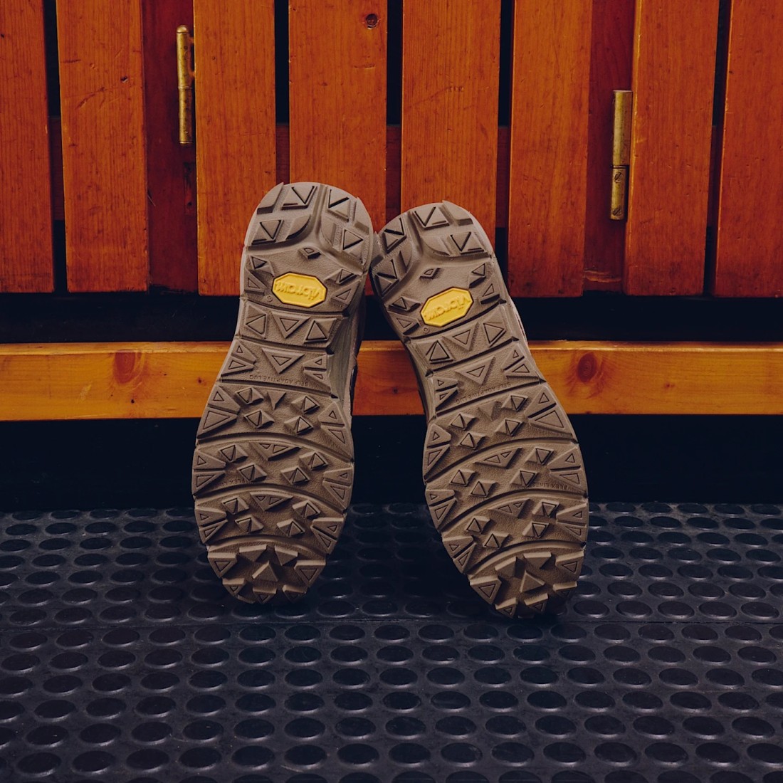 Salar Alveomesh Ardoise Taupe Black Veja