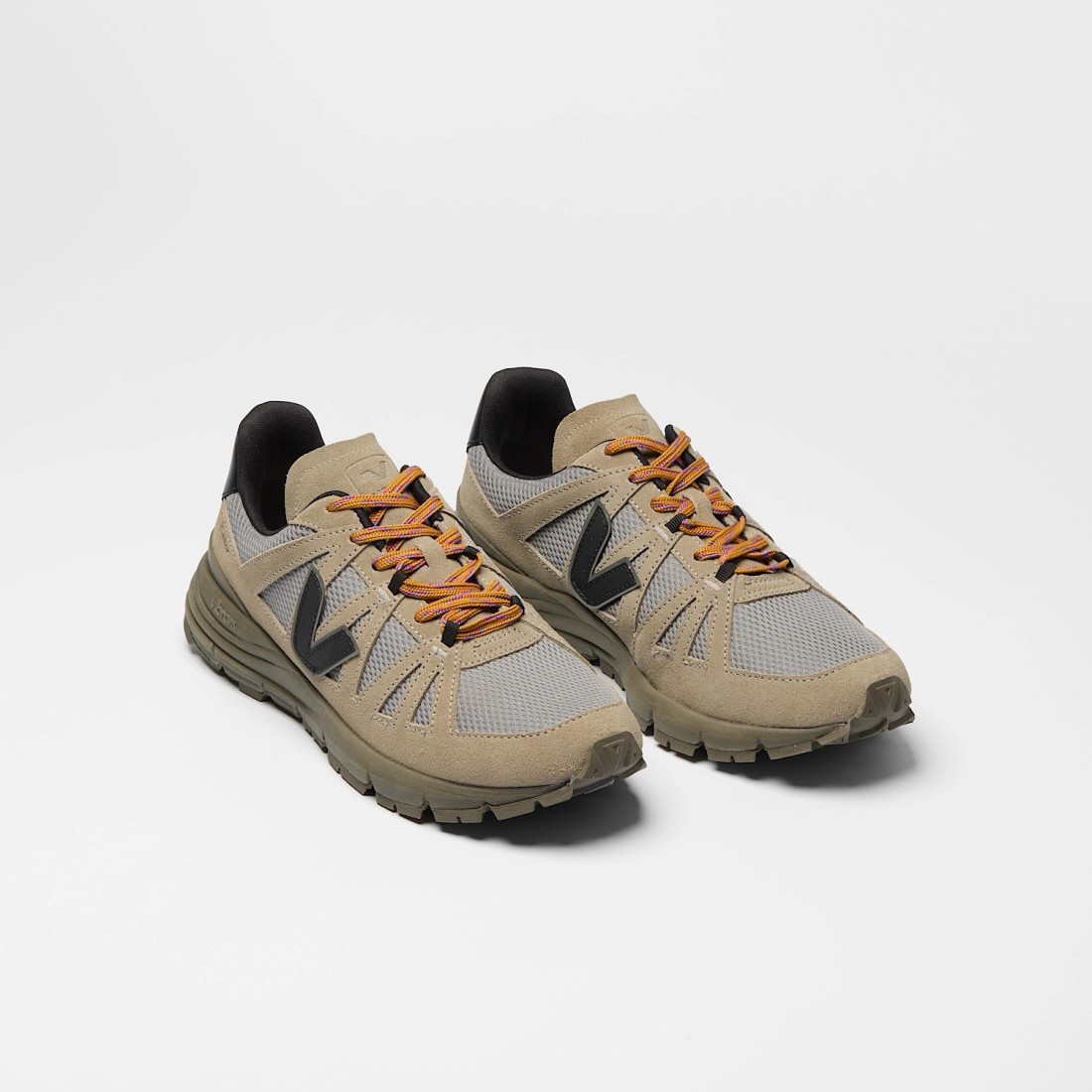 Salar Alveomesh Ardoise Taupe Black Veja