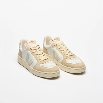 V-82 Leather White Natural Almond Black Veja