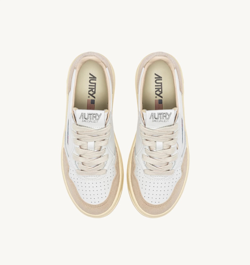 Medalist Low Leather / Suede  White / Gold Autry