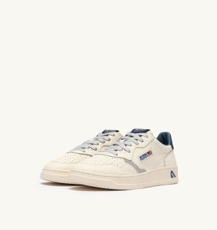Medalist Low Leather Elephant / Suede Blue Depths / Vapor Autry