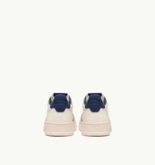 Medalist Low Leather Elephant / Suede Blue Depths / Vapor Autry