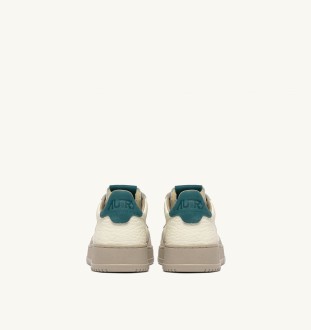 Medalist Low Leather Elephant / Suede Dark Sea / Feather Gray Autry