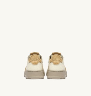 Medalist Low Leather Elephant / Suede Sand / Sand Autry