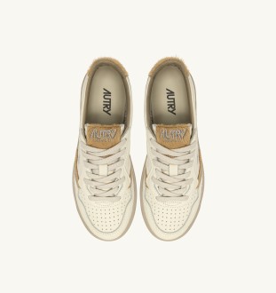 Medalist Low Leather Elephant / Suede Sand / Sand Autry