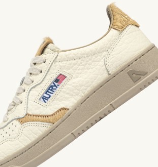 Medalist Low Leather Elephant / Suede Sand / Sand Autry