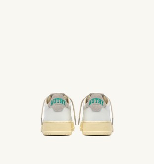 Basket Medalist Low Leather / Suede Logo White / Nuvole Autry