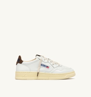 Basket Medalist Low Leather / Suede Logo White / Chocolate Chip Autry