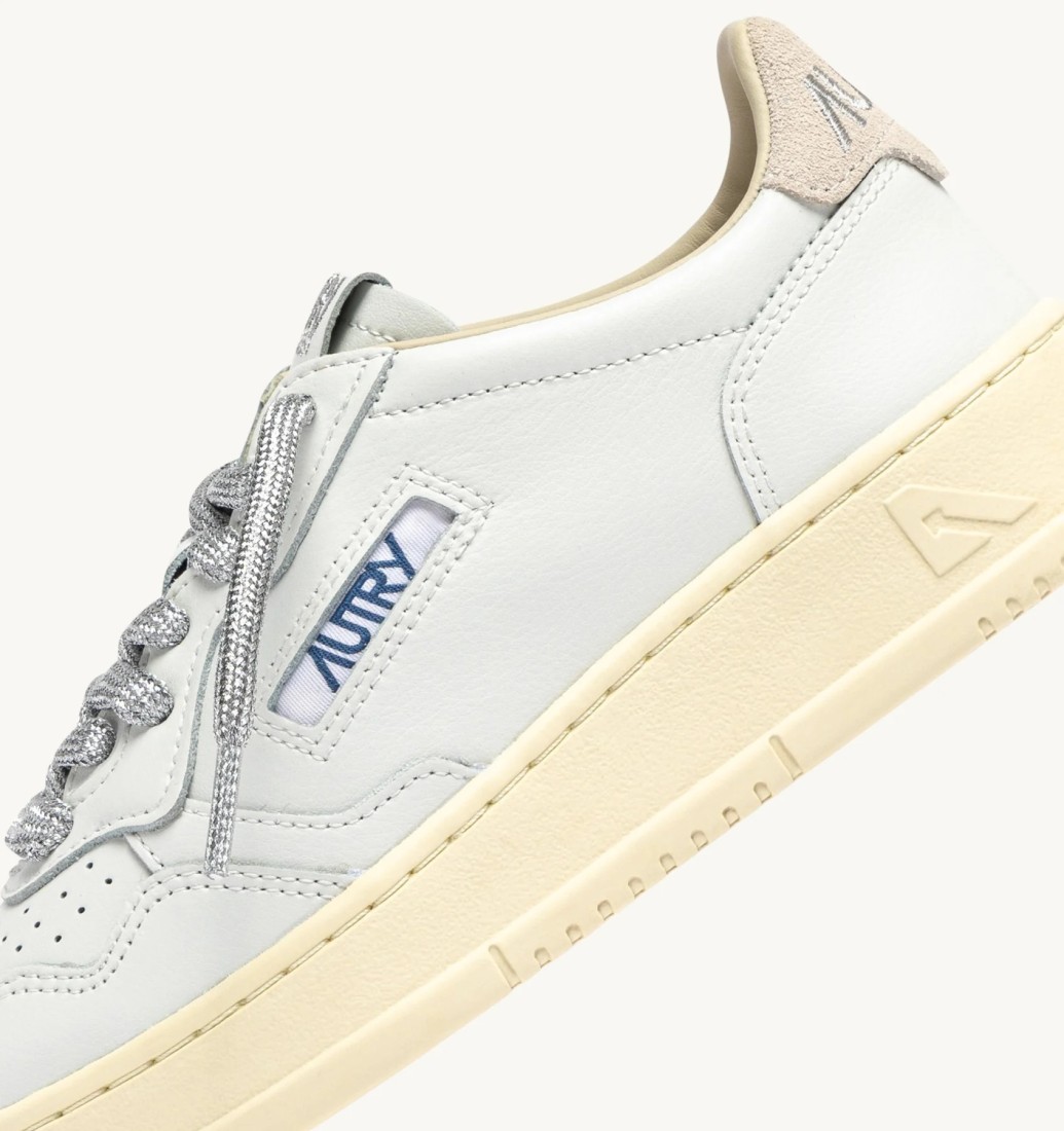 Basket Medalist Low Leather / Swoll White / Silver Autry
