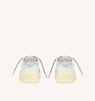 Basket Medalist Low Leather / Swoll White / Silver Autry